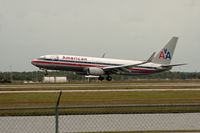 N879NN @ RSW - Touching down RWY 6