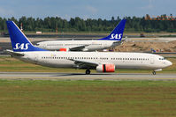 LN-RCZ @ ENGM - Taken at OSL.