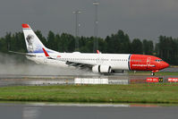 LN-DYL @ ENGM - Taken at OSL.
