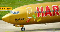 D-ATUD @ EDDL - TUIfly (Haribo Goldbären cs.), seen here the frontsektion of the jet at Düsseldorf Int´l (EDDL) - by A. Gendorf