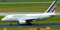F-GUGD @ EDDL - Air France, seen here on the taxiway after landing at Düsseldorf Int´l (EDDL) - by A. Gendorf