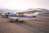 N1225U @ KOGD - 1976 Cessna 172