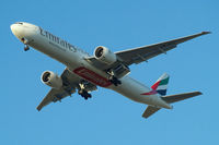 A6-ECI @ EGLL - Boeing 777-31HER [35580] (Emirates Airlines) Heathrow~G 08/09/2009 - by Ray Barber