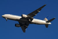 N78013 @ EGLL - Boeing 777-224ER [29861] (Continental Airlines) Home~G 04/01/2010 - by Ray Barber