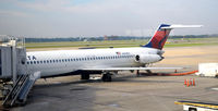 N401EA @ KATL - Atlanta - by Ronald Barker