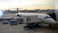 N914DE @ KATL - Atlanta - by Ronald Barker