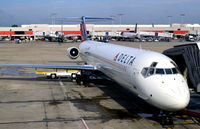N919DE @ KATL - Atlanta - by Ronald Barker