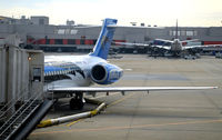 N949AT @ KATL - Majic Atlanta - by Ronald Barker