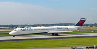 N978DL @ KATL - Taxi ATL - by Ronald Barker