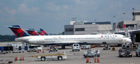 N918DL @ KATL - Atlanta - by Ronald Barker
