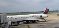 N953DL @ KATL - Atlanta - by Ronald Barker