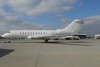OE-INL @ LOWW - IJM Globalexpress 5000 - by Dietmar Schreiber - VAP