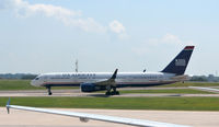 N936UW @ KCLT - Taxi CLT - by Ronald Barker