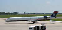 N942LR @ KCLT - Taxi CLT - by Ronald Barker