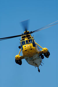 ZH540 - ZH540 - RAF Westland Sea King HAR3A of 22 sqdn based at RAF Wattisham is seen during its display at the 2005 Thannet Air Show, Kent UK.