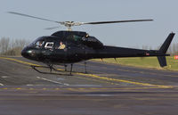 G-IDEB @ EGSH - Arriving at SaxonAir.