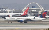 N713TW @ KLAX - Boeing 757-200 - by Mark Pasqualino
