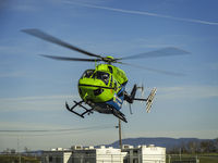 N8765J - Wellmont Air Rescue helicopter landing at Bristol Motor Speedway heliport on Sunday, November 11, 2012.