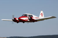 N4067P @ LOAB - Piper Twin