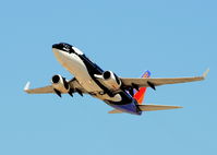 N713SW @ KLAS - Taken over McCarran International Airport.