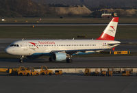 OE-LBO @ LOWW - Austrian Airlines Airbus A320 - by Thomas Ranner