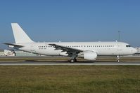 OE-LBX @ LOWW - Austrian Airlines Airbus 320