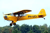 PH-UCI @ EBDT - Piper J-3C-65 Cub [13351] Schaffen-Diest~OO 12/08/2006
