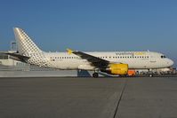 EC-HQJ @ LOWW - Vueling Airbus 320 - by Dietmar Schreiber - VAP