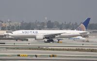 N223UA @ KLAX - Boeing 777-200