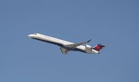 N814SK @ KLAX - CL600-2D24