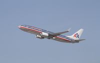 N829NN @ KLAX - Boeing 737-800 - by Mark Pasqualino