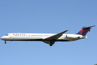 N944DL @ KSRQ - Delta Flight 1671 (N944DL) arrives at Sarasota-Bradenton International Airport following a flight from Hartsfield-Jackson International Airport - by jwdonten