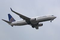 N12225 @ KSRQ - United Flight 1190 (N12225) on approach to Sarasota-Bradenton International Airport following a flight from Chicago-O'Hare International Airport - by jwdonten