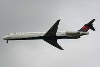 N995DL @ KSRQ - Delta Flight 1671 (N995DL) arrives at Sarasota-Bradenton International Airport following a flight from Hartsfield-Jackson International Airport - by Jim Donten