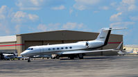 N885KT @ KLEX - Lexington - by Ronald Barker