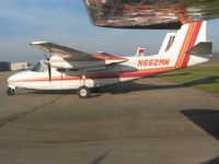 N662MW @ KHAO - On the ramp in Hamilton, Ohio