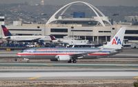 N831NN @ KLAX - Boeing 737-800 - by Mark Pasqualino