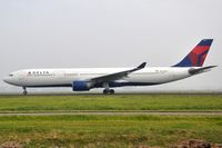 N804NW @ EHAM - Delta Airbus - by Jan Lefers