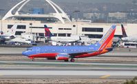 N723SW @ KLAX - Boeing 737-700 - by Mark Pasqualino
