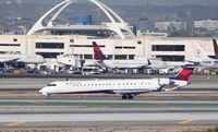 N806SK @ KLAX - CL-600-2C10