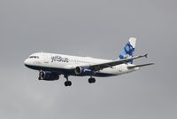 N646JB @ KSRQ - JetBlue Flight 1187 Bravo Lima Uniform Echo (N646JB) on approach to Sarasota-Bradenton International Airport following a flight from Boston-Logan International Airport - by Jim Donten