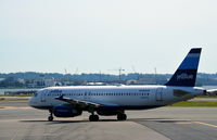 N634JB @ KDCA - Taxi DCa - by Ronald Barker