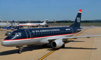 N814MD @ KDCA - Taxi DCA - by Ronald Barker