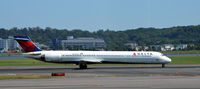 N954DN @ KDCA - Landing DCA - by Ronald Barker