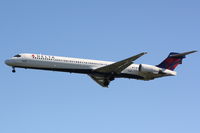N955DN @ KSRQ - Delta Flight 2298 (N955DN) arrives at Sarasota-Bradenton International Airport following a flight from Hartsfield-Jackson Atlanta International Airport - by Jim Donten