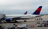 N635DL @ KATL - Atlanta - by Ronald Barker