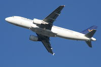 EI-DSS @ EBBR - Flight AP711 is climbing from RWY 25R
