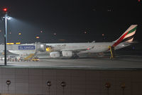 A6-ERE @ LOWW - Emirates Airbus A340 - by Thomas Ranner