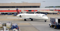 N775NC @ KATL - Taxi ATL - by Ronald Barker