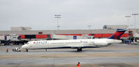 N940DL @ KATL - Taxi ATL - by Ronald Barker